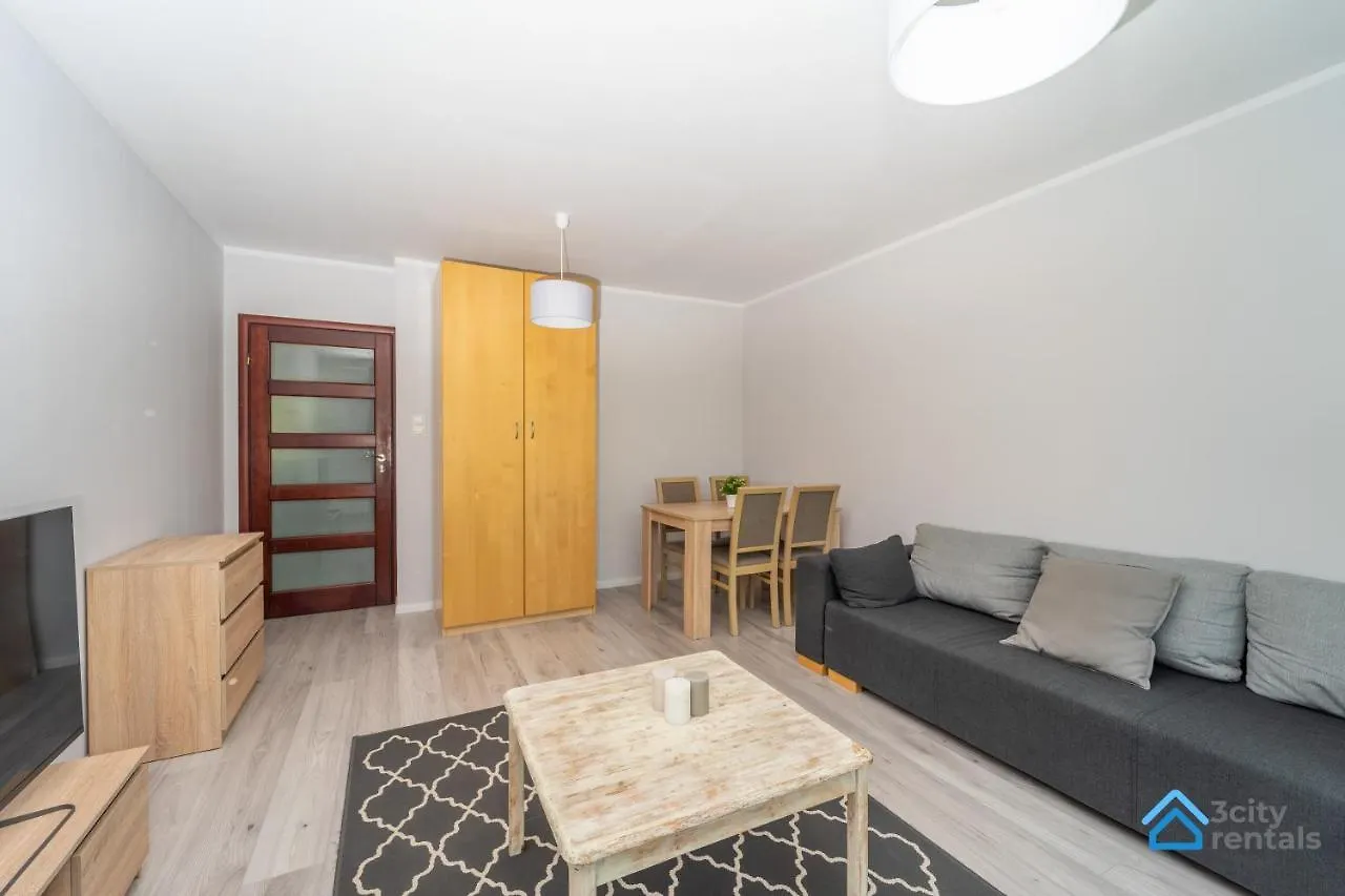 Apartment For 10 With Garden And Parking Gdansk Poland